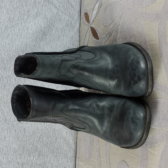 Seychelles Western Leather Bootie - Picture 2 of 8